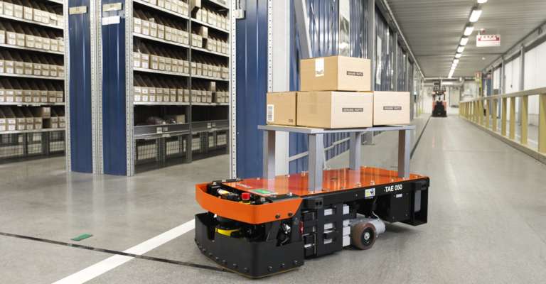 Logistica ATI con carrelli automatici Toyota
